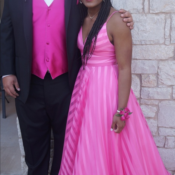 Sherri hill
